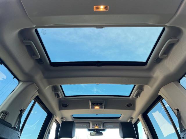 2014 Land Rover LR4 LUX