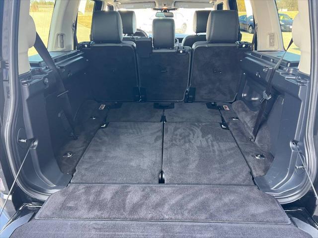 2014 Land Rover LR4 LUX