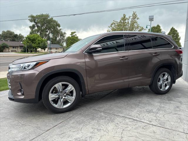 2017 Toyota Highlander Limited AWD 4dr SUV