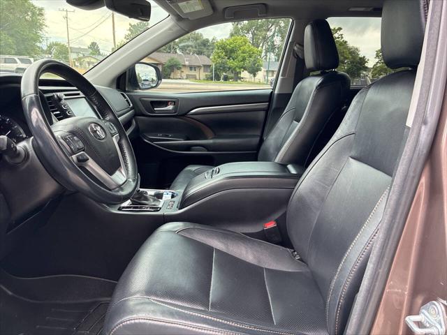 2017 Toyota Highlander Limited AWD 4dr SUV