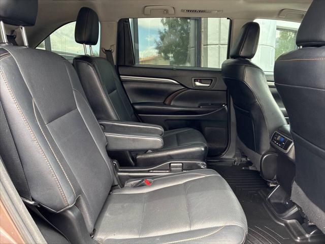 2017 Toyota Highlander Limited AWD 4dr SUV