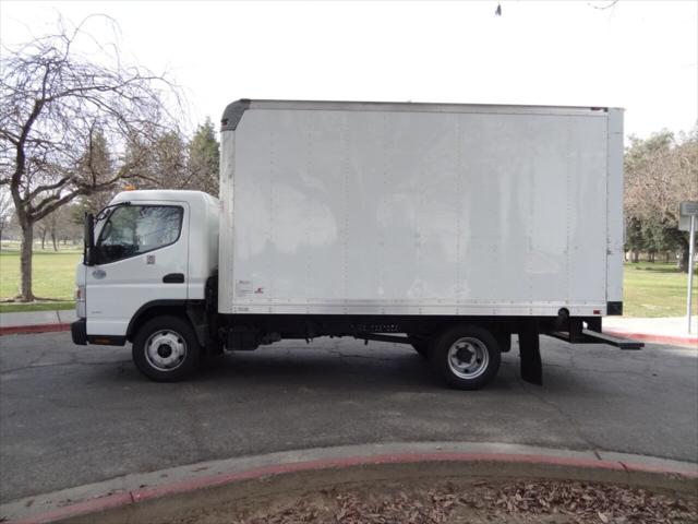 2015 Mitsubishi Fec92s 4X2 2dr Regular Cab 126.0 137.4 in. WB