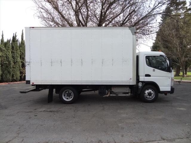 2015 Mitsubishi Fec92s 4X2 2dr Regular Cab 126.0 137.4 in. WB