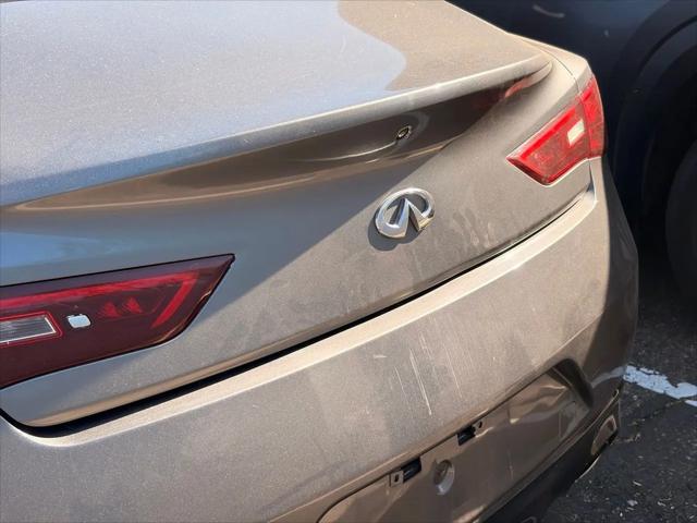 2019 INFINITI Q60 3.0t LUXE