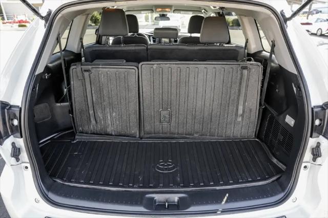 2018 Toyota Highlander LE