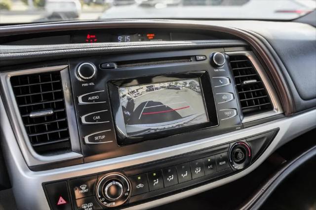 2018 Toyota Highlander LE