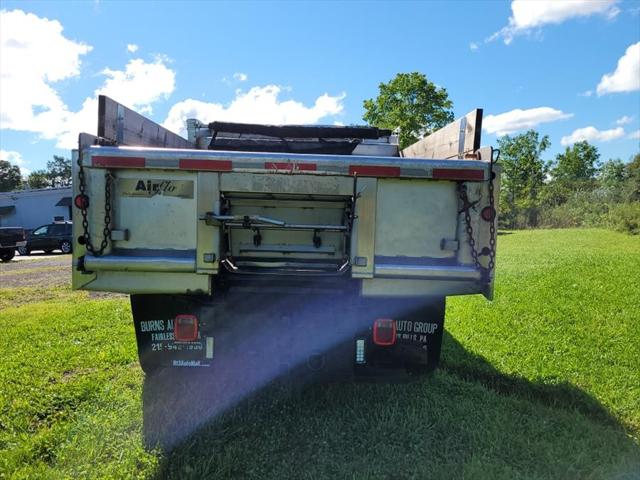 2008 Ford F-550 XL/Lariat