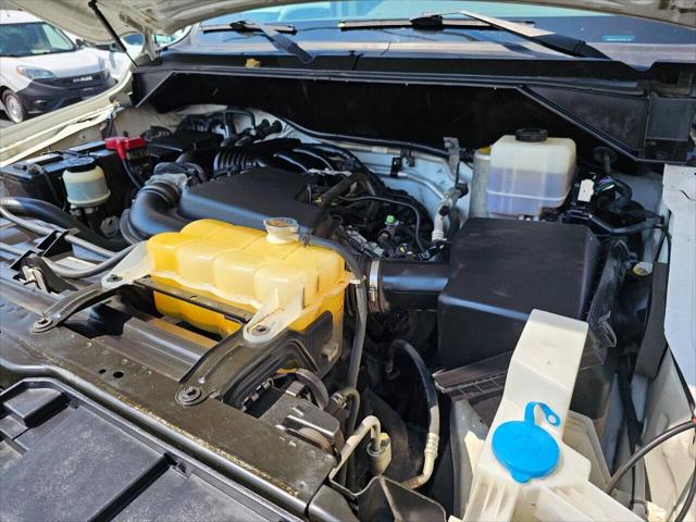 2018 Nissan 2500 SV V6