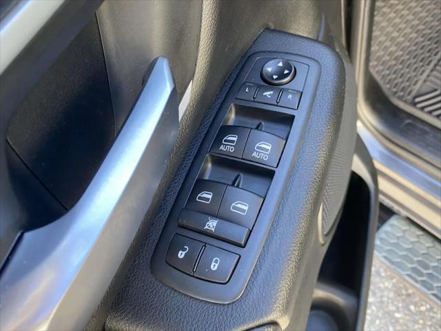 2020 Ram 1500 Big Horn Crew Cab 4x4 5'7" Box