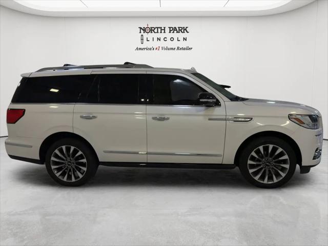 2019 Lincoln Navigator Select