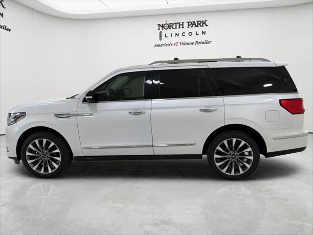 2019 Lincoln Navigator Select