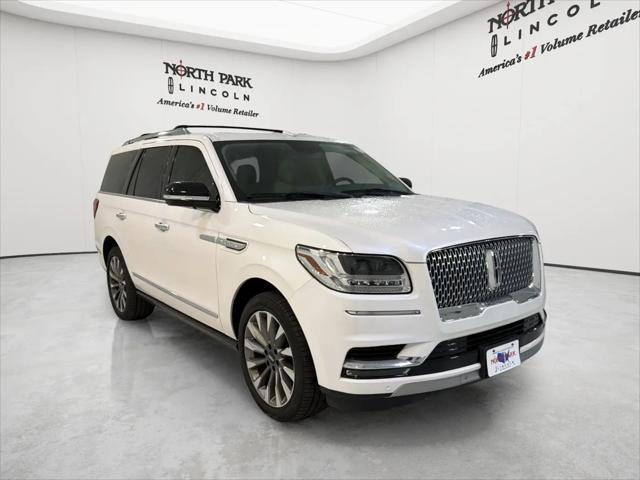 2019 Lincoln Navigator Select