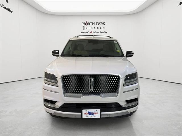 2019 Lincoln Navigator Select