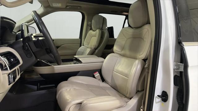 2019 Lincoln Navigator Select