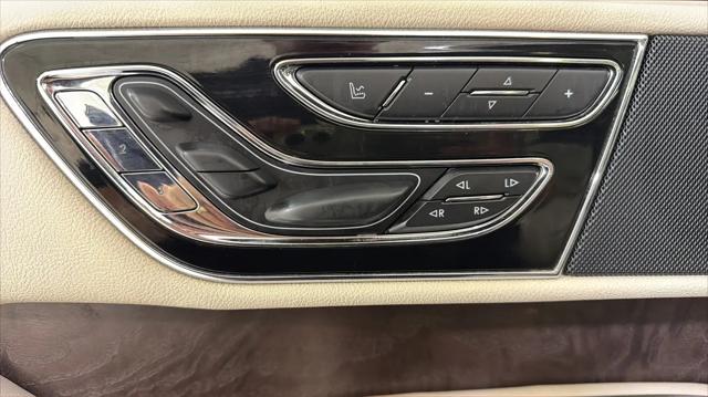 2019 Lincoln Navigator Select