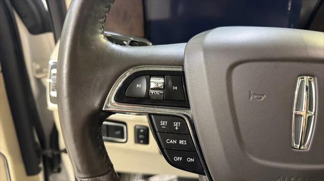 2019 Lincoln Navigator Select