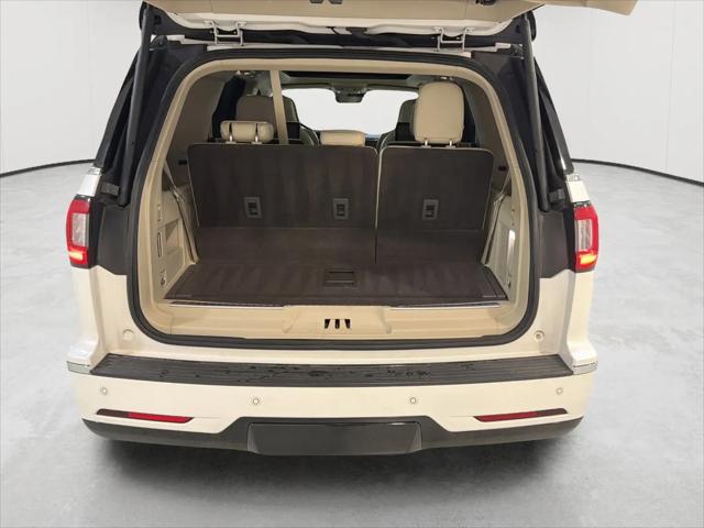 2019 Lincoln Navigator Select