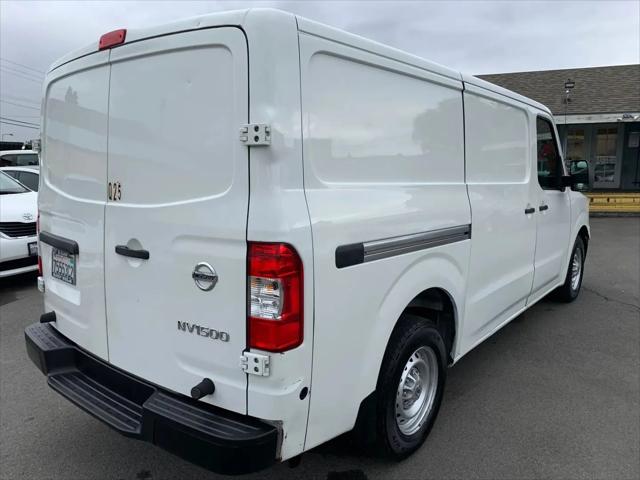 2016 Nissan 1500 S V6