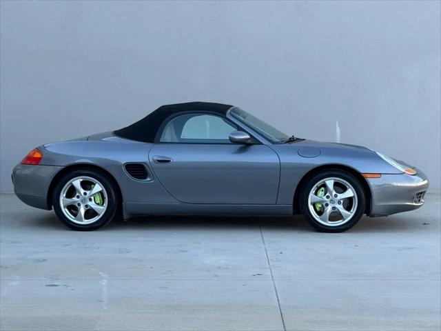 2002 Porsche Boxster 2dr Roadster 5-Spd Manual