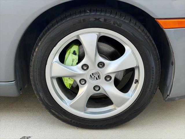 2002 Porsche Boxster 2dr Roadster 5-Spd Manual