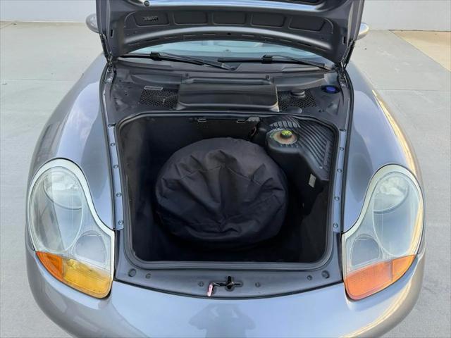 2002 Porsche Boxster 2dr Roadster 5-Spd Manual