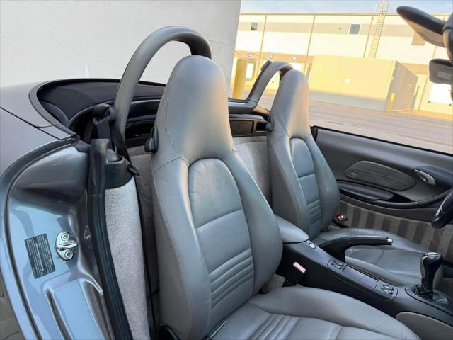 2002 Porsche Boxster 2dr Roadster 5-Spd Manual