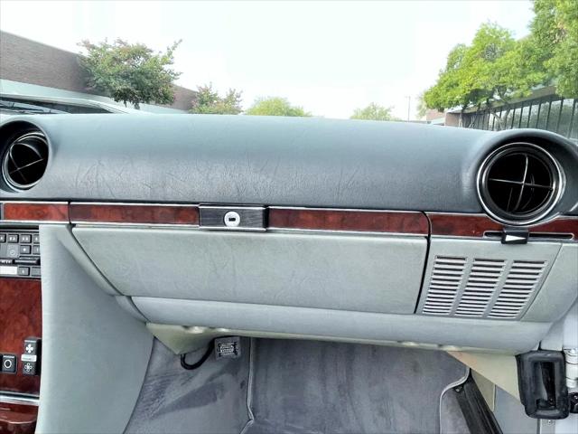 1984 Mercedes-Benz 380 SERIES 380SL