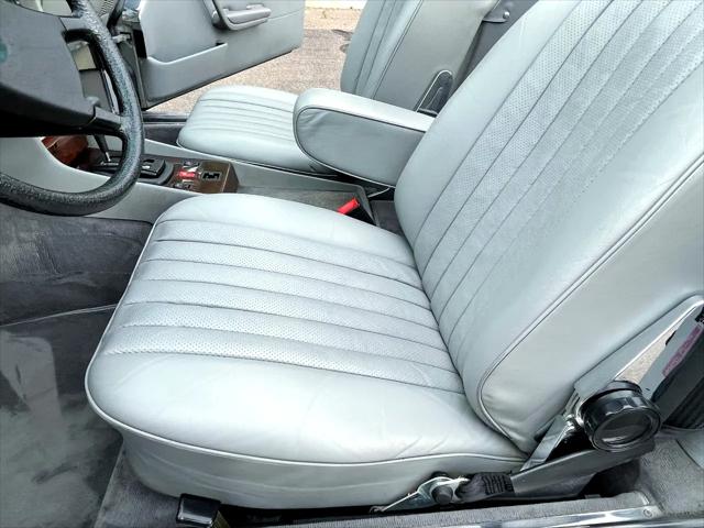 1984 Mercedes-Benz 380 SERIES 380SL