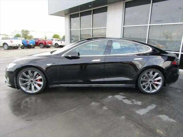 2015 Tesla Model S 85D