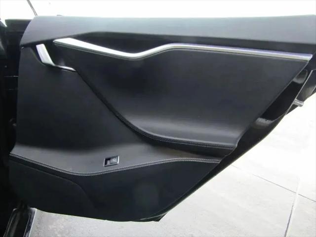 2015 Tesla Model S 85D