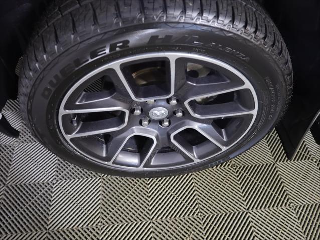 2020 Ram 1500 Laramie Crew Cab 4x4 57 Box