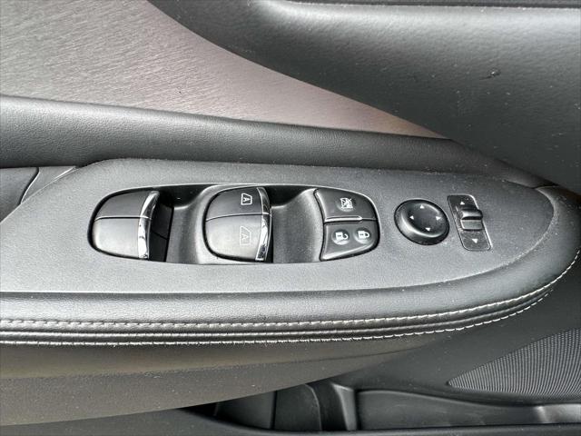 2020 Nissan Murano SL Intelligent AWD [16]