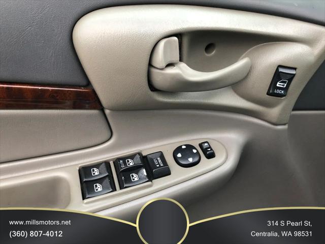 2005 Chevrolet Impala Base