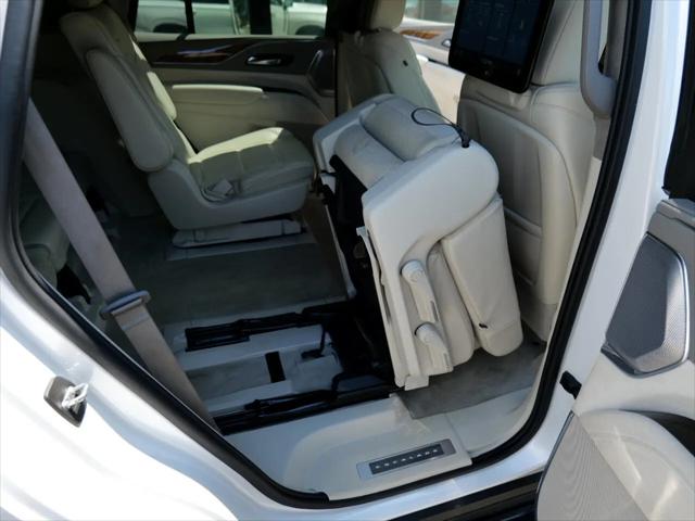 2021 Cadillac Escalade 4WD Sport Platinum