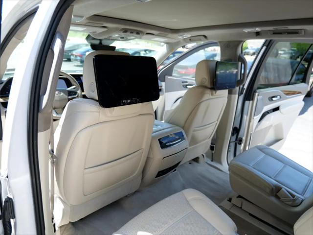 2021 Cadillac Escalade 4WD Sport Platinum
