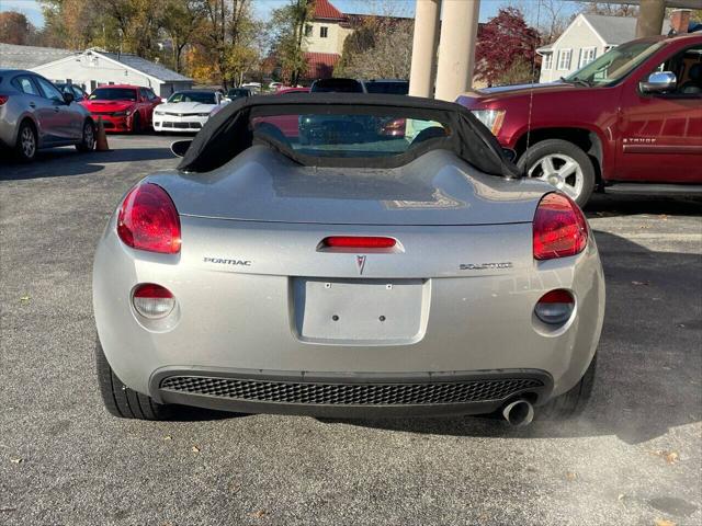 2006 Pontiac Solstice 2dr Convertible
