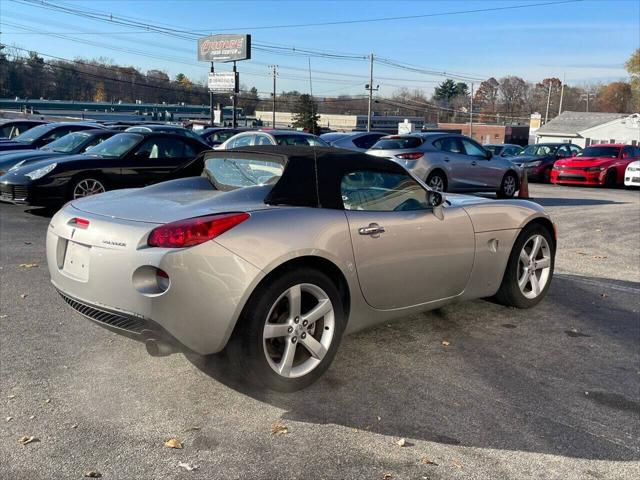 2006 Pontiac Solstice 2dr Convertible