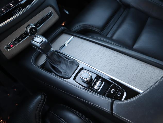 2021 Volvo XC90 T6 Inscription 6 Passenger