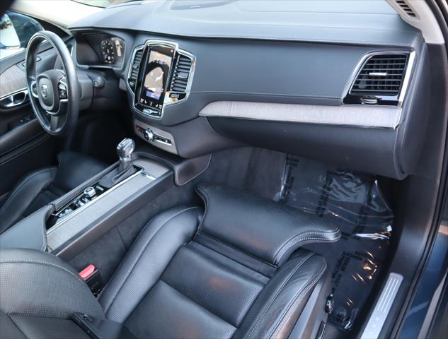 2021 Volvo XC90 T6 Inscription 6 Passenger