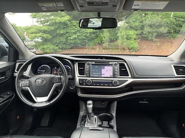 2015 Toyota Highlander Limited V6