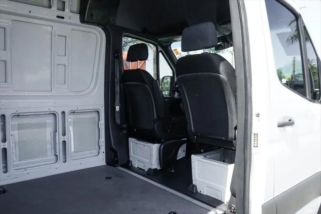 2020 Mercedes-Benz Sprinter 1500 Standard Roof I4