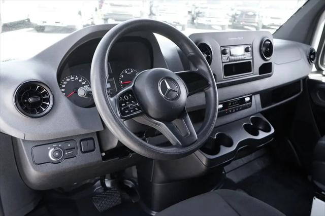 2020 Mercedes-Benz Sprinter 1500 Standard Roof I4