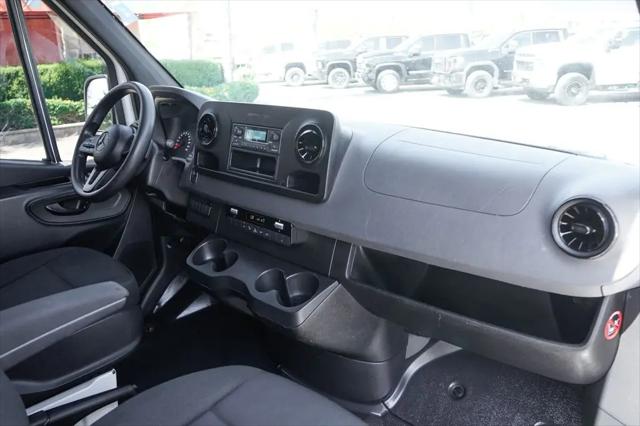 2020 Mercedes-Benz Sprinter 1500 Standard Roof I4