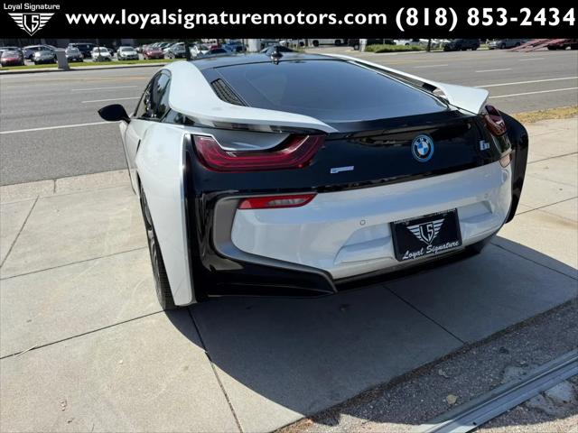 2016 BMW i8 2dr Cpe