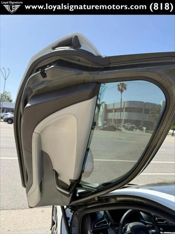 2016 BMW i8 2dr Cpe