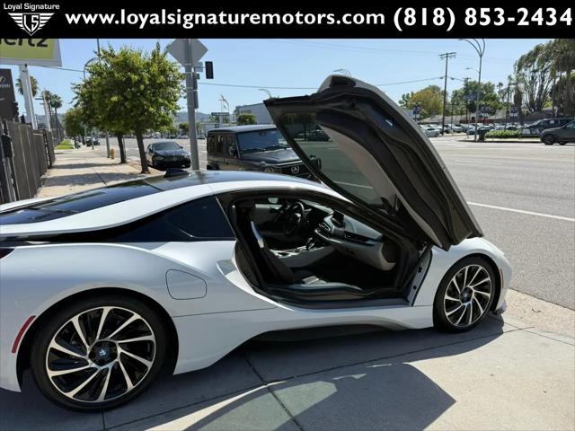 2016 BMW i8 2dr Cpe