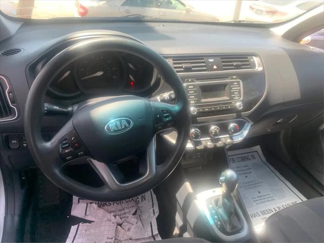 2016 Kia Rio LX