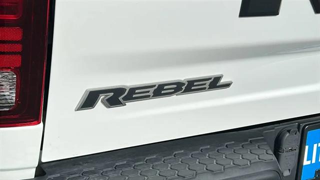 2017 Ram 1500 Rebel Crew Cab 4x4 5'7" Box
