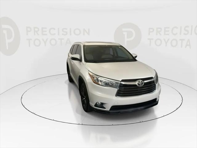 2016 Toyota Highlander XLE V6