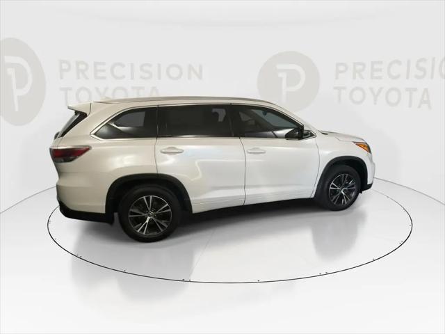 2016 Toyota Highlander XLE V6